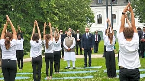 Prime Minister Narendra Modi praises youth embracing yoga in Slovakia