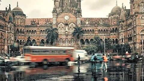 Mumbai records hottest June night at 30.2°C as monsoon delayed
