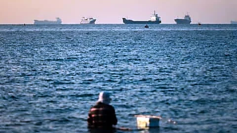 Strait of Hormuz reopens as India has 3.08L seafarers