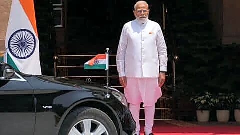 PM Modi meets leaders at G-7 to boost trade, partnerships