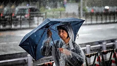 IMD warns Assam and Meghalaya of heavy rain, Delhi storms