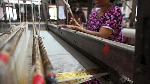 Kerala budget acknowledges handloom struggle but lacks new allocations