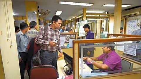 Banks open across India Saturday June 20, 10am to 4pm