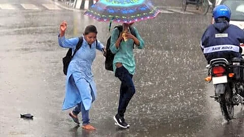 Southwest monsoon revives, IMD forecasts central India rain June 19-25