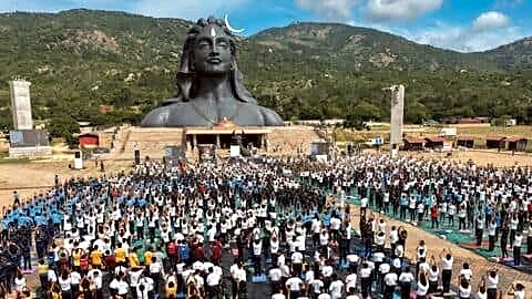 Isha Foundation runs nearly 1,000 sessions for International Yoga Day