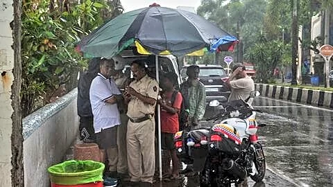 Mumbai drenched again as monsoon brings thunderstorms and gusty winds