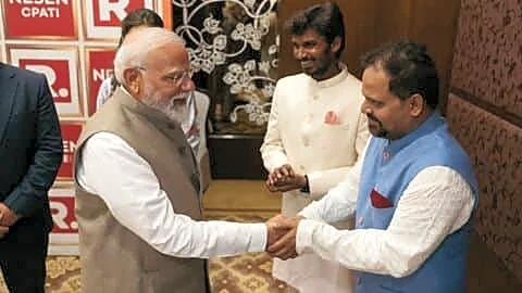 PM Modi posts reel with 'Panchayat' actors Kumar and Pathak
