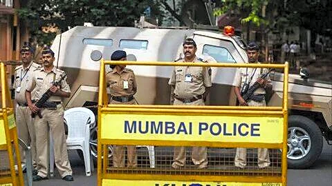 Maharashtra transfers 16 senior IPS officers to improve policing, governance