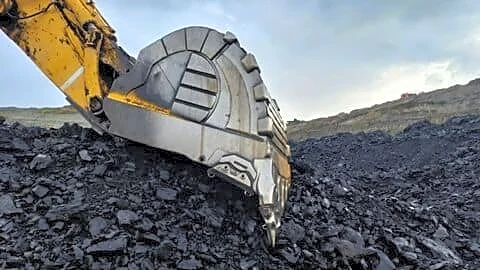 India shifting import-reliant plants to local coal amid renewables