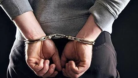 Paltan Bazar police detain 10 suspected Bangladeshi nationals without ID