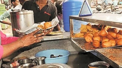 Maharashtra FDA bans food wrapped in newspapers or printed paper