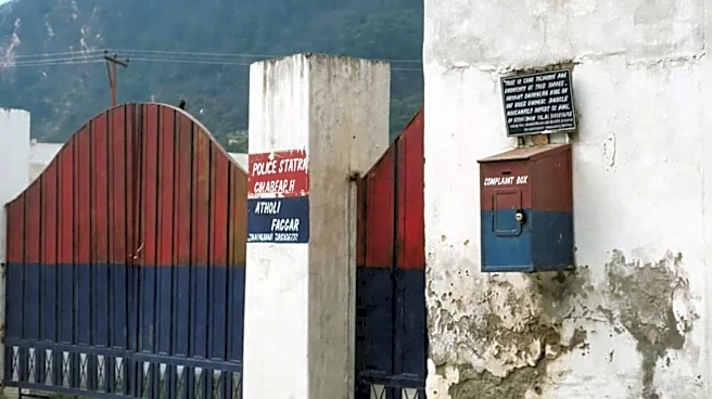 40 Army personnel booked after storming Kashmir police station