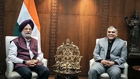 Mohsen Paknejad meets Hardeep Singh Puri at BRICS energy meeting