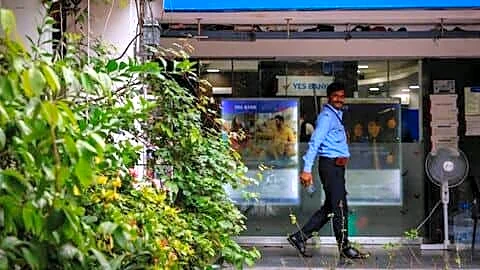 Banks across India closed today for RBI 4th Saturday holiday