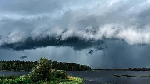 Starting Sunday, heavy rain expected in 15 Tamil Nadu districts
