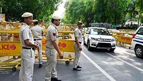 Sanjeev Dixit arrested by Delhi Police for 18cr bank fraud