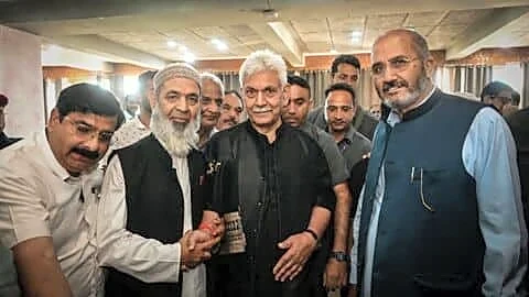 Kashmir leaders back Amarnath Yatra, Manoj Sinha urges safe welcome