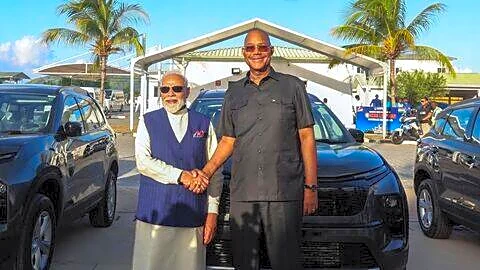Narendra Modi meets President Herminie during Seychelles 50th celebrations