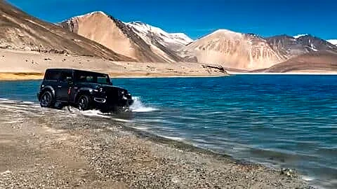 Ladakh fines 4 tourists ₹2L total for Pangong Lake off-roading