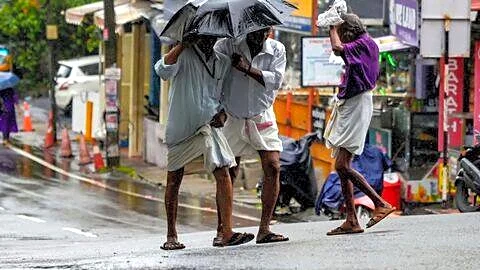 IMD issues orange alert for 11 Kerala districts on Sunday