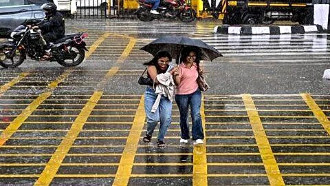 Monsoon spreading across India while north remains under heatwave alerts