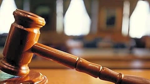Karnataka HC: financially independent wife lacks automatic maintenance entitlement