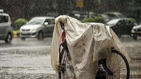 IMD issues yellow alerts for Delhi, Himachal Pradesh and Kerala