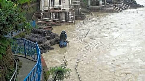 Landslides and heavy rain block over 60 roads in Uttarakhand
