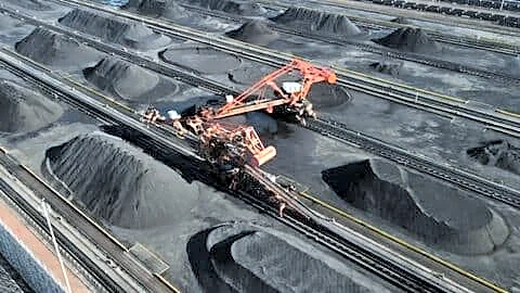 India's coal imports fall nearly 13% as domestic mining rises