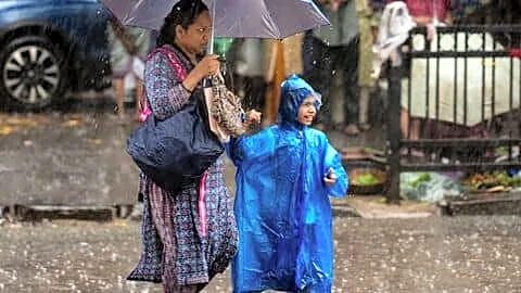 Mumbai BMC closes schools, colleges Saturday amid IMD red alert