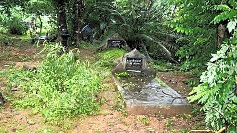 Sree Periyattappan Mahadeva Temple in Cheruthoni runs inclusive public graveyard