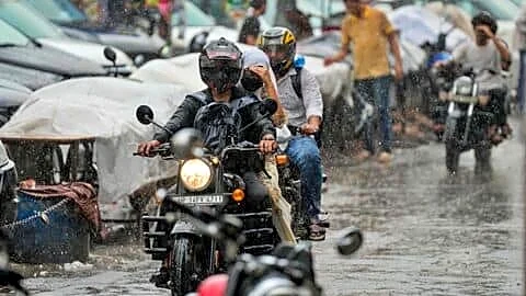 IMD warns heavy rain as southwest monsoon moves north