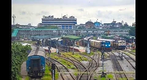 Landslide on Lonavala Karjat route cancels 26 trains, diverts 47