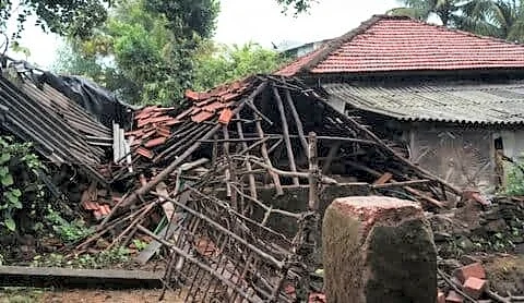 Maharashtra rains trigger landslide burying 5 houses in Dahivali village