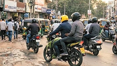 Maharashtra mandates license, public service vehicle badge for bike taxis