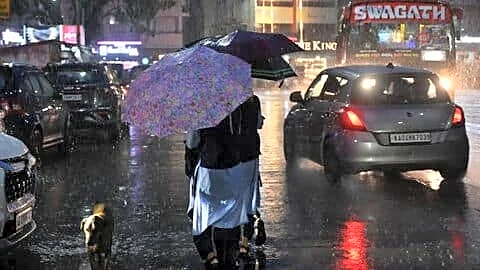 Red alert as heavy monsoon hits Karnataka's coast and Malnad