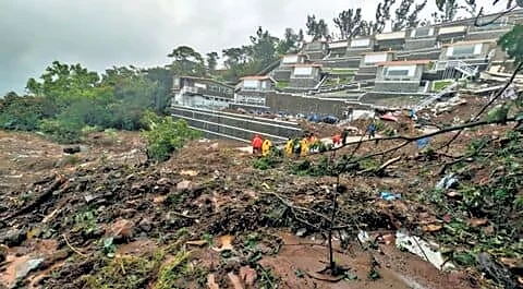Lonavla hit by 1,300mm rain, landslide kills 1, rescue underway