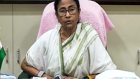 Calcutta High Court adjourns TMC bank accounts hearing to Thursday