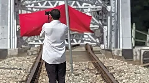 Part of Simen River railway bridge collapse halts Assam trains