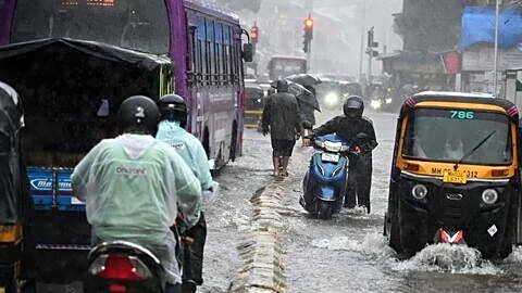 Delhi-NCR rain persists through July 13 causing waterlogging, traffic slowdowns