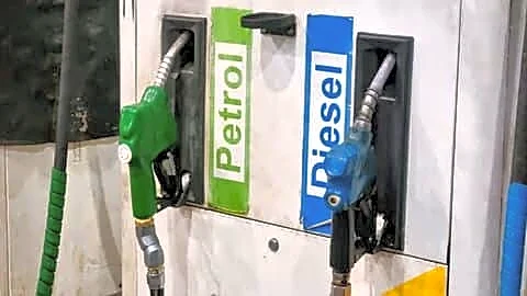 India's ethanol blending saved ₹1.90L/cr and cut 93Mt carbon emissions