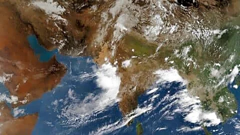 IMD declares red alert in 14 Gujarat districts for storms