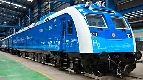 India's 1st hydrogen train runs 900km in 5 days