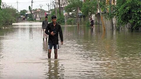 Kim river overflows, inundates Surat rural areas after heavy rains