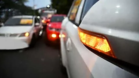Kerala taxi strike eases but Uber drivers continue to protest