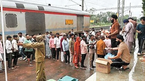 Mumbai-Gujarat rail services largely restored after 2 days' heavy rains