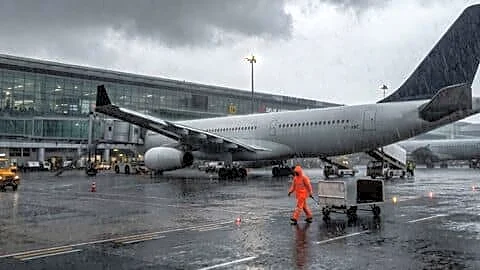 Rain in Delhi but IGIA says flights operating as usual