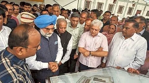 Lieutenant Governor lays foundation for Delhi's 1st dedicated dog shelter