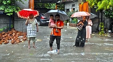 Heavy rain drenches Delhi, July total about 226mm