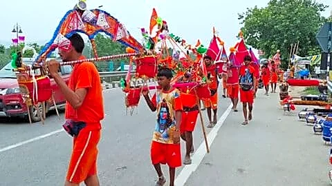 UP bans heavy vehicles, reserves NH-58 lanes for Kanwar Yatra